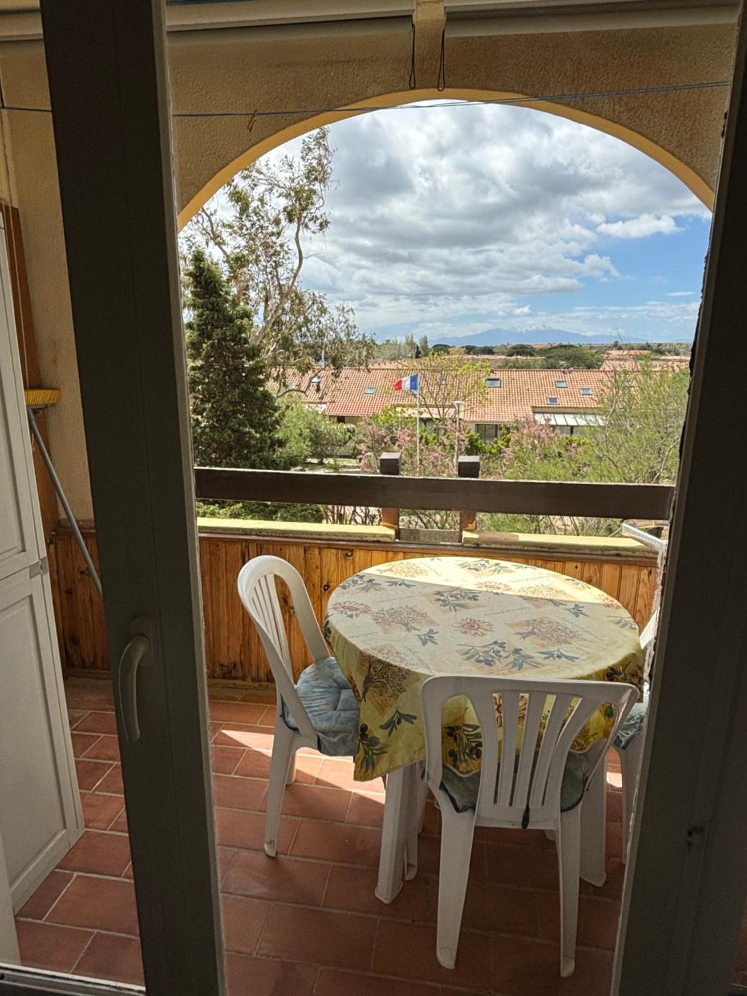 Appartement T2 tout équipé Leucate Esterno foto
